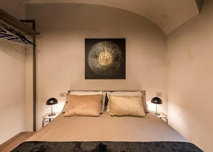 Colosseum Design Manzoni Metro Rome