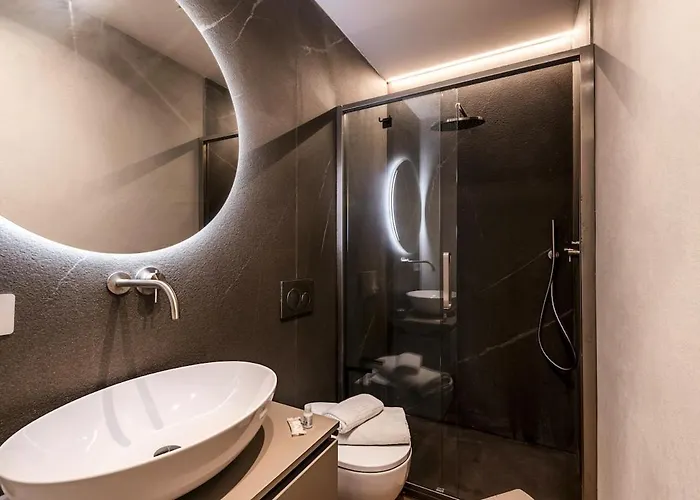 Colosseum Design Manzoni Metro Apartment Rome
